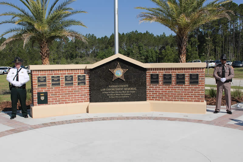 memorial plaque